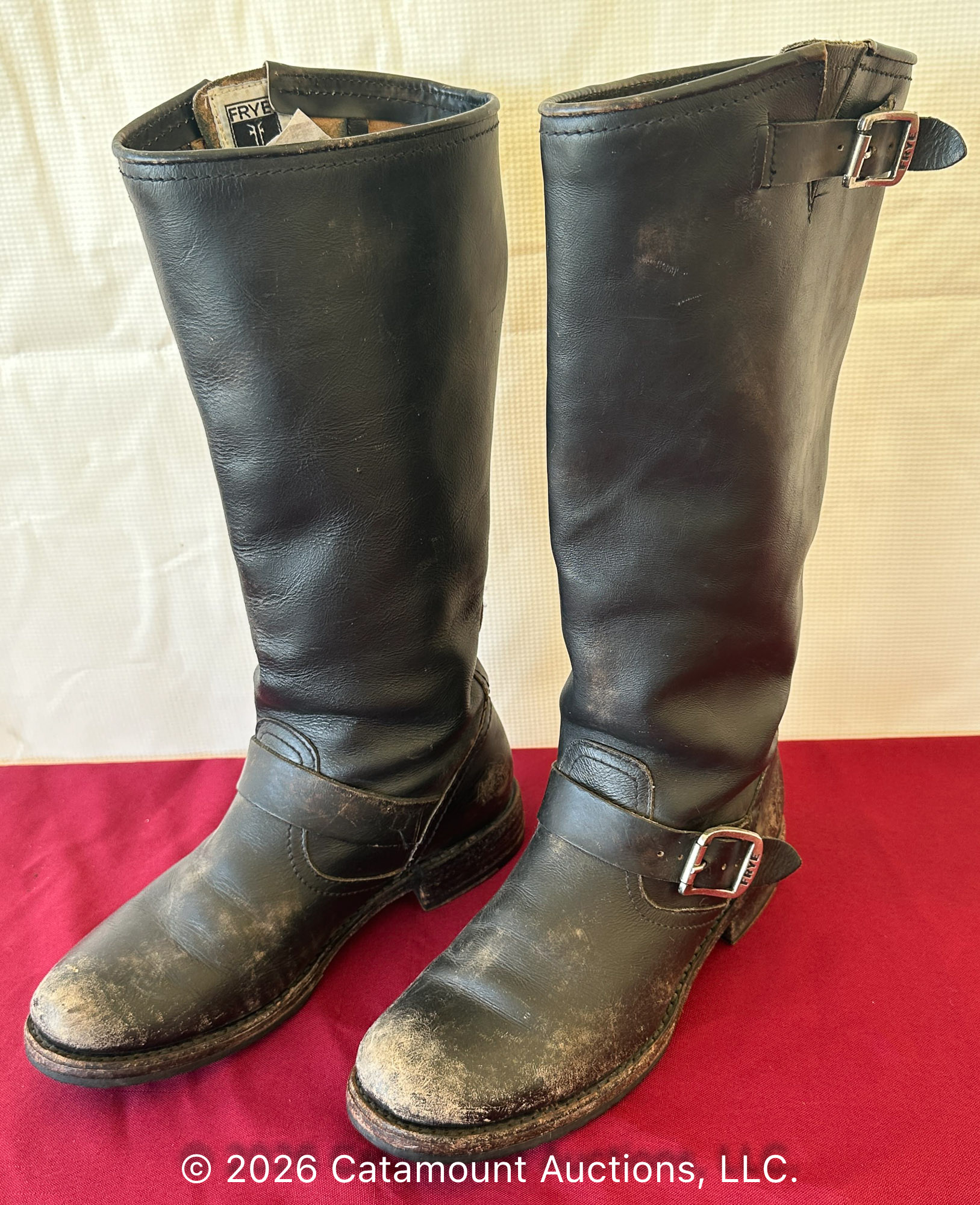 <div></div>
